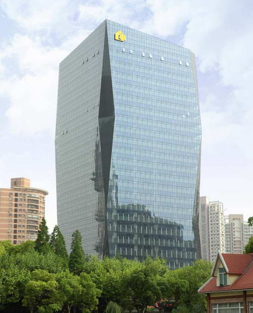 辦公室裝修中玻璃隔斷的優點